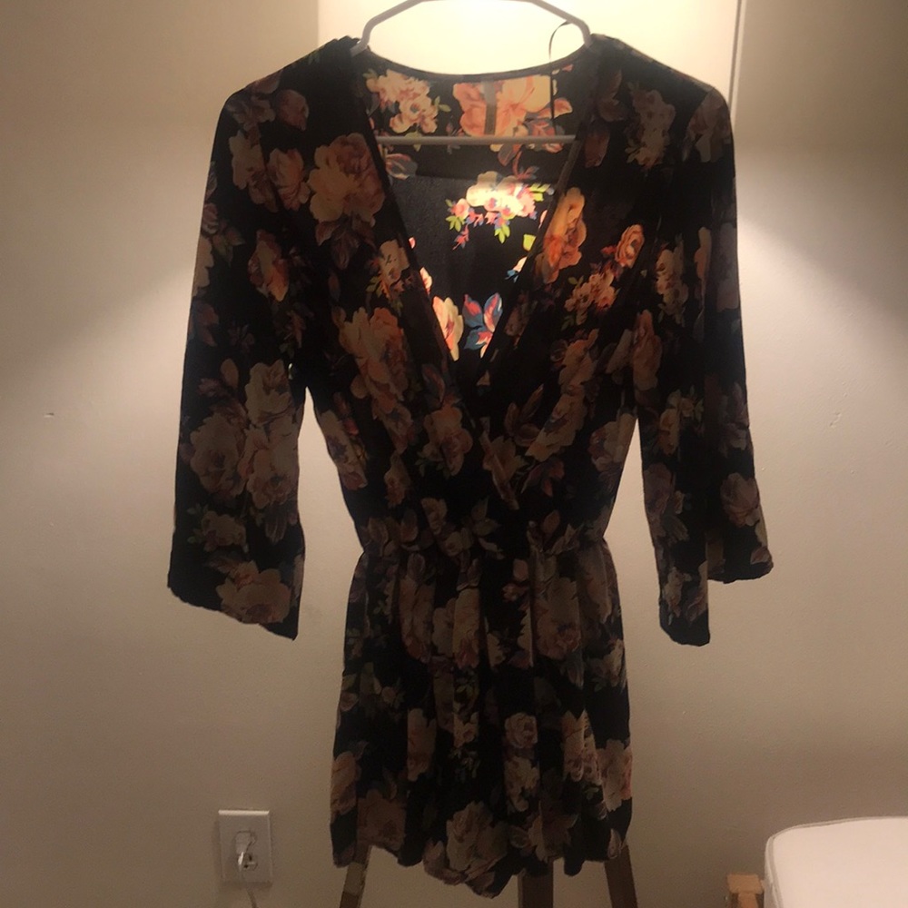 Black Floral Bell Sleeve Romper